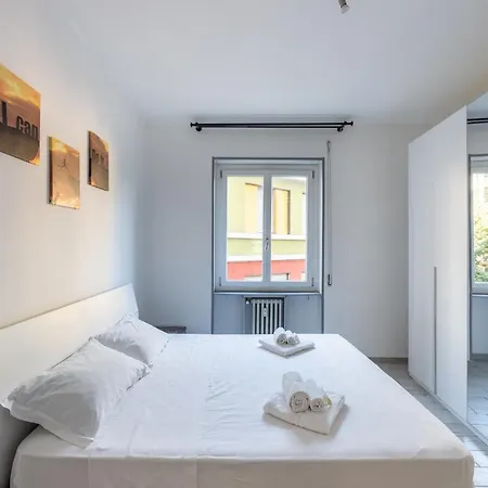 Free Parking-niguarda Magic&charm *